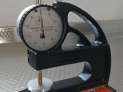 Thickness gauge