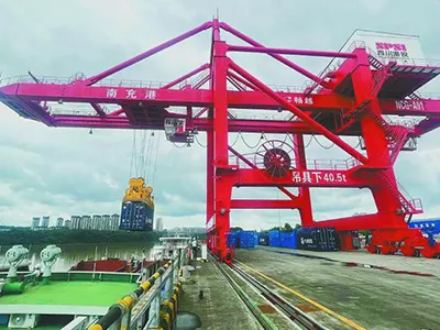 Anti-vibration mounts for port equipment